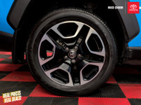 Engine: 4 Cylinder Engine 2.5L L/100Km City: 9.5 L/100Km Hwy: 7.4 Safety Equipment Electronic Stabil... (image 4)
