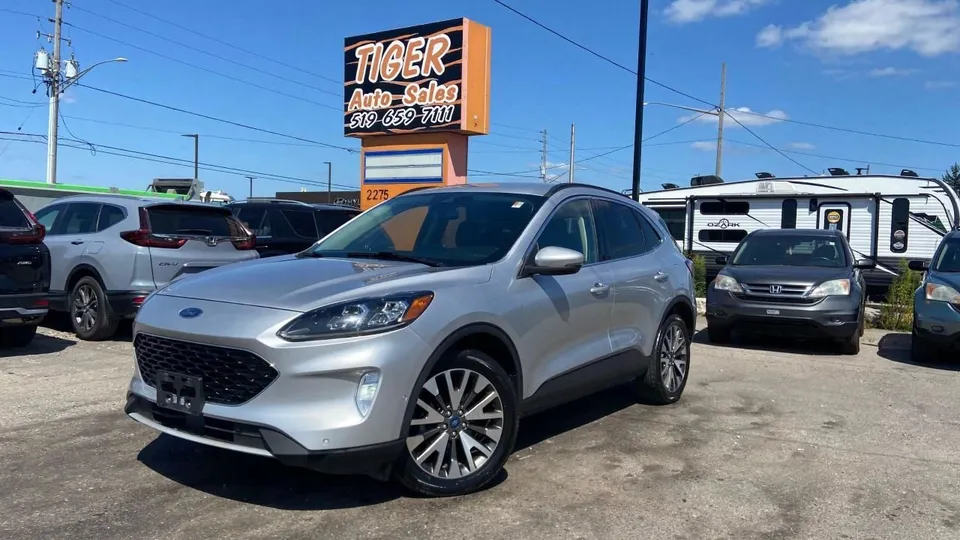 2020 Ford Escape TITANIUM HYBRID*LEATHER*LOADED*CERTIFIED