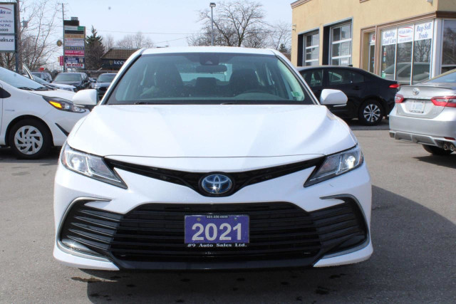 2021 Toyota Camry HYBRID LE Auto in Cars & Trucks in Mississauga / Peel Region - Image 2