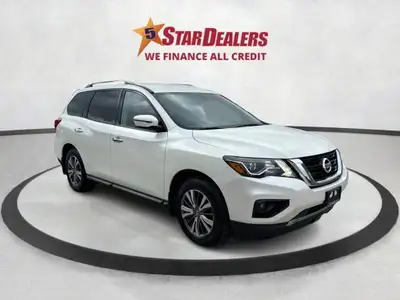 Looking for a Ford? Visit us at www.5StarDealer.com for view more like this vehicle. We have over 40...
