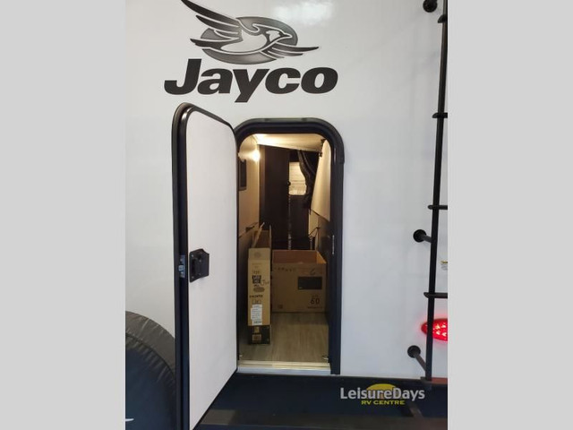 2023 Jayco Jay Feather 22BH in Travel Trailers & Campers in Ottawa - Image 4