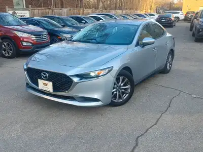 2020 Mazda 3 GS| CERTIFIED DESCRIPTION : Experience comfort and style in this well-equipped 2016 Hyu...