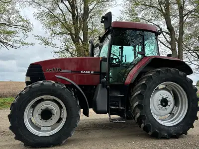 1999 Case Maxxum MX110 -16 speed semi-Powershift -left hand reverser -540/1000 pto -front weight bra...