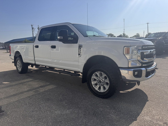 2021 Ford F-250 SD XLT Crew Cab 8' Long Box 4x4 in Cars & Trucks in Winnipeg - Image 4
