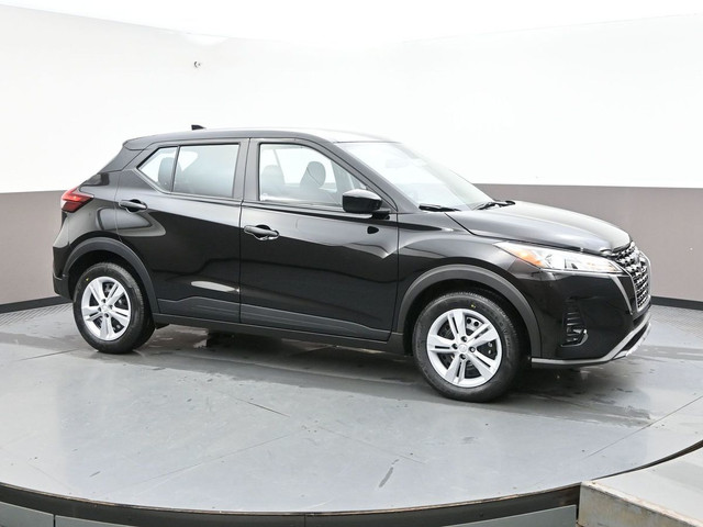2025 Nissan Kicks Play S in Cars & Trucks in Dartmouth