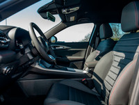 Wow! À voir! / Come see it! TRÈS BIEN ÉQUIPÉ / VERY WELL EQUIPPED. Version GT Blacktop AWD avec Mote... (image 9)