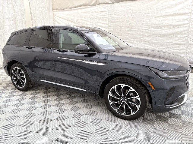 2024 Lincoln Nautilus in Cars & Trucks in Calgary - Image 3