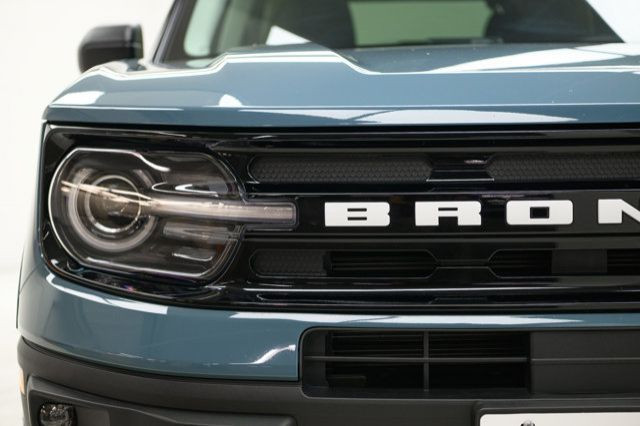 2023 Ford Bronco Sport Outer Banks | Sunroof | Leather | Tow in Cars & Trucks in Winnipeg - Image 3