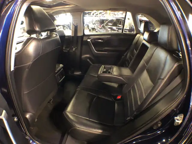 2019 Toyota RAV4 XLE AWD LEATHER SUNROOF L/ASSIST B/SPOT CARPLAY in Cars & Trucks in City of Toronto - Image 25
