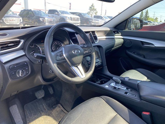 2020 INFINITI QX50 PURE AWD * PANORAMIC SUNROOF * DUAL SCREEN * in Cars & Trucks in Edmonton - Image 3