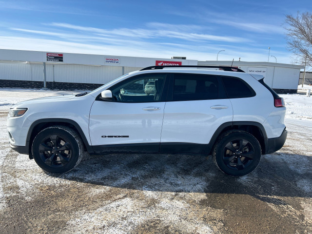 2019 Jeep Cherokee North in Cars & Trucks in Grande Prairie - Image 2