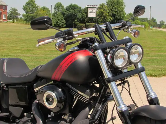 2014 Harley-Davidson FXR Dyna Touring FXDF Fat Bob in Sport Touring in Leamington - Image 5