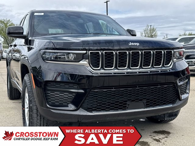 2024 Jeep Grand Cherokee Laredo | Sunroof | Remote Start in Cars & Trucks in Edmonton