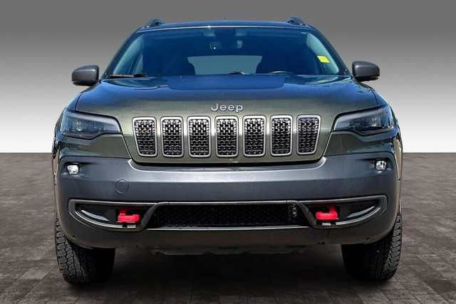 2019 Jeep Cherokee 4wd Trailhawk in Cars & Trucks in Edmonton - Image 3