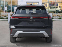This Volkswagen Tiguan boasts a Intercooled Turbo Regular Unleaded I-4 2.0 L/121 engine powering thi... (image 5)