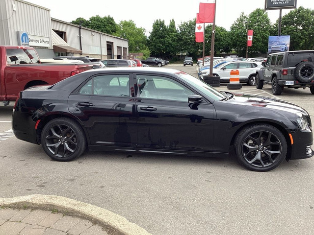 2022 Chrysler 300 300 Touring Leather in Cars & Trucks in Oakville / Halton Region - Image 4