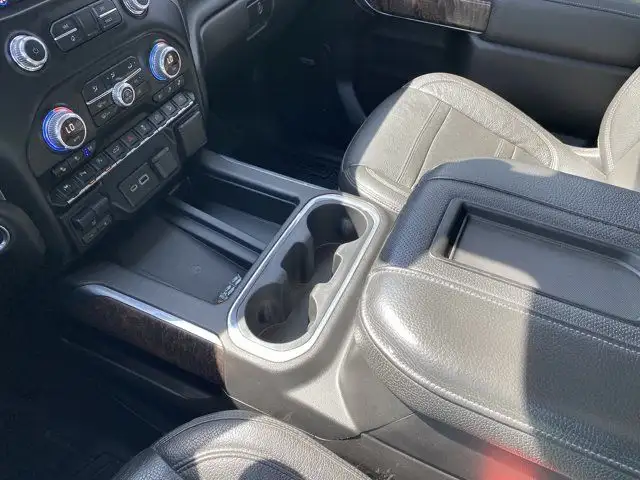 2019 GMC Sierra 1500 Crew Cab Denali * LIFTED * DENALI ULTIMATE in Cars & Trucks in Edmonton - Image 20