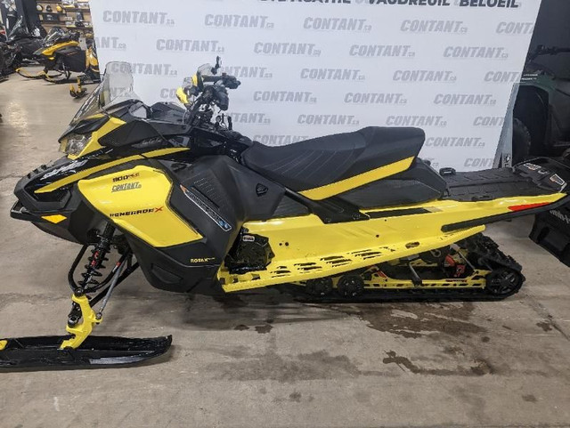 2021 Ski-Doo Renegade X 900 ACE Turbo E.S. in Snowmobiles in Longueuil / South Shore