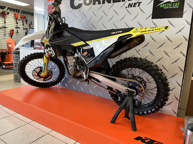 2021 Husqvarna Motorcycles FC 450 Rockstar Edition in Dirt Bikes & Motocross in Grand Bend - Image 3