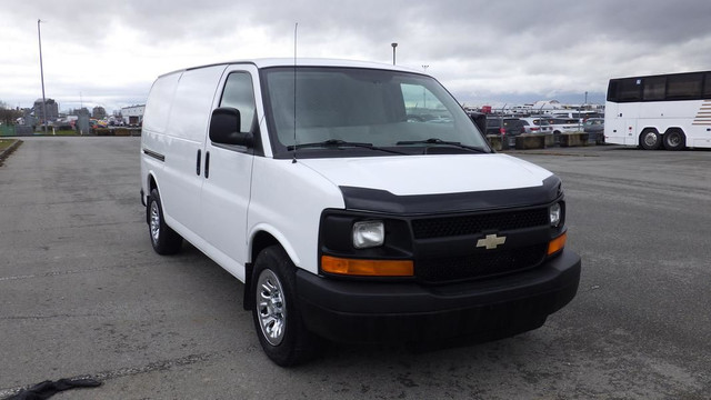 2013 Chevrolet Express 1500 All Wheel Drive Cargo Van in Cars & Trucks in Richmond - Image 2