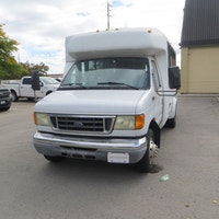 WHEEL CHAIR ACCESSIBLE /9 PASSENGER VAN/BUS !!! FULLY CERTIFIED WITH A 1-YEAR POWER TRAIN WARRANTY I... (image 1)