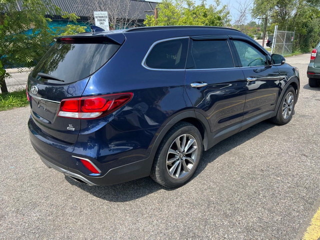 2017 Hyundai Santa Fe SE 4dr All-wheel Drive Automatic in Cars & Trucks in City of Toronto - Image 4