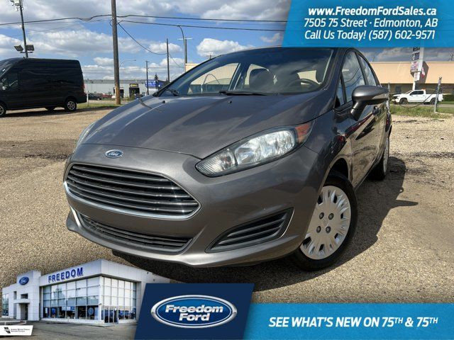2014 Ford Fiesta SE | Rem Keyless Entry | Power Mirrors | Block in Cars & Trucks in Edmonton