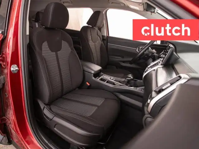 2021 Kia Sorento LX Premium AWD w/Apple CarPlay & Android Auto,  in Cars & Trucks in Bedford - Image 17