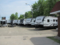 WHOLESALE PRICES-SAVE THOUSANDS-TOWN & COUNTRY RV PERTH ONT