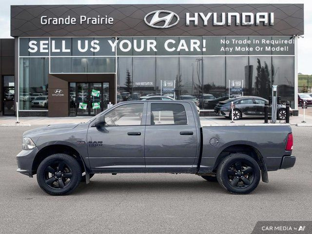 2020 Ram 1500 Classic Express | 4WD | Bench Front Seat in Cars & Trucks in Grande Prairie - Image 3