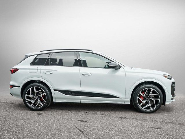 2025 Audi SQ6 e-tron Progressiv in Cars & Trucks in Windsor Region - Image 4