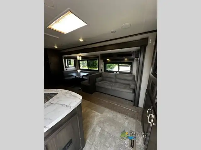 2020 Jayco Jay Flight 32TSBH in Travel Trailers & Campers in Truro - Image 8
