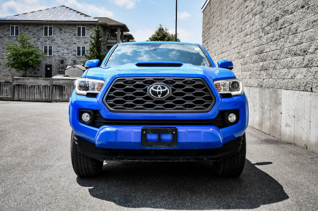 2021 Toyota Tacoma TRD Sport • SUNROOF • NAV • HEATED SEATS in Cars & Trucks in Cornwall - Image 4