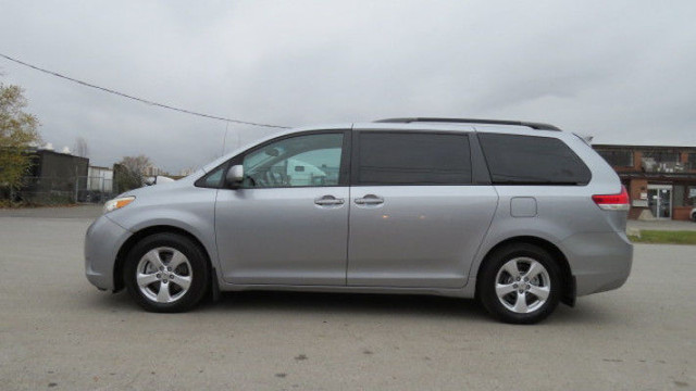 2013 Toyota Sienna 5dr V6 LE FWD in Cars & Trucks in Mississauga / Peel Region - Image 3