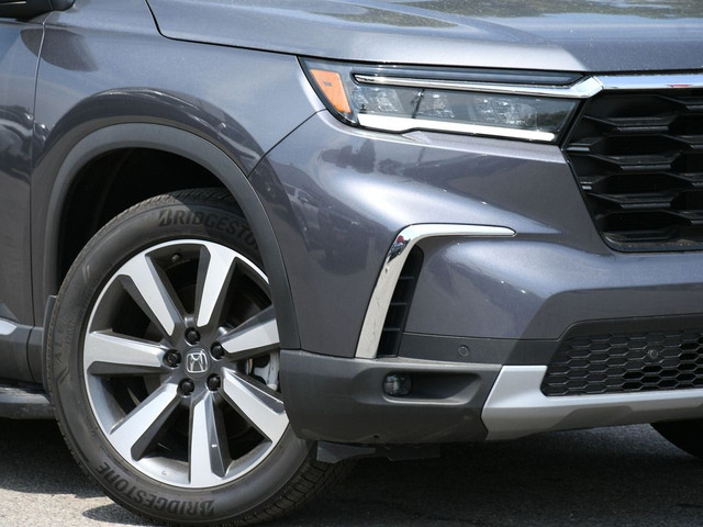 2025 Honda Pilot Touring in Cars & Trucks in City of Toronto - Image 2