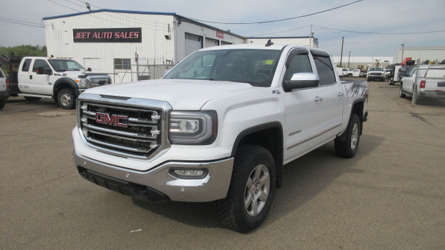 2016 GMC Sierra 1500 SLT CREW CAB PICKUP TRUCK in Cars & Trucks in Edmonton - Image 3