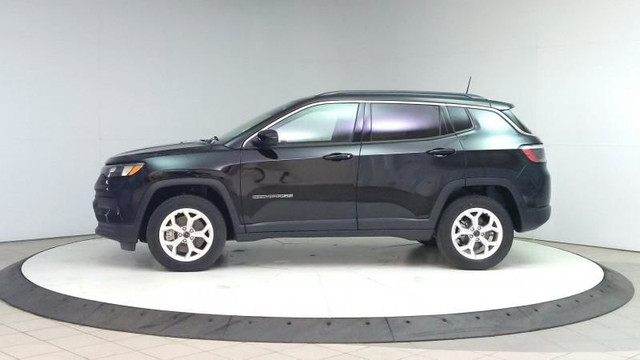 2025 Jeep Compass North Heated Seats, Heated Steering Wheel, Alp in Cars & Trucks in Lethbridge - Image 2