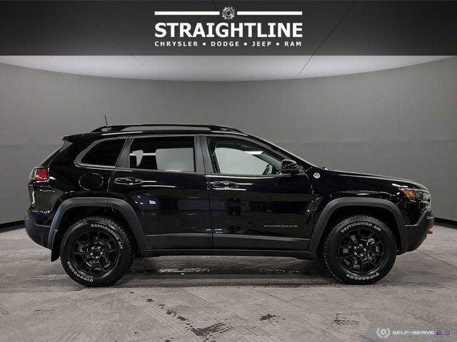 2022 Jeep Cherokee Trailhawk Elite in Cars & Trucks in Strathcona County - Image 3