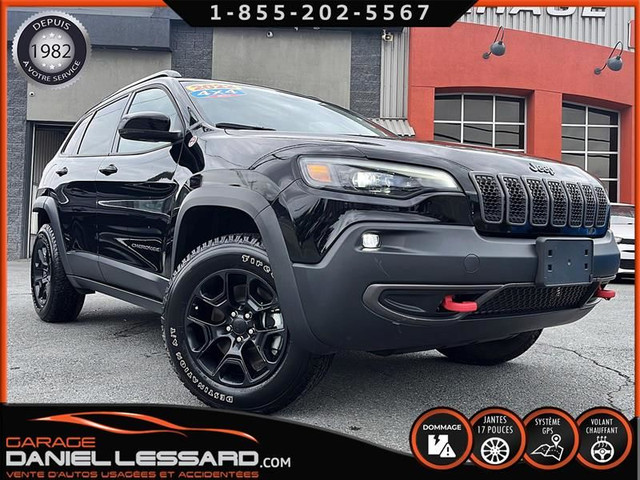 Jeep Cherokee TRAILHAWK 4X4 3.2L TRAILER TOW MAG 17" CUIR BAS KM in Cars & Trucks in St-Georges-de-Beauce