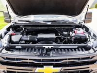 Welcome To Sherwood Park Chevrolet. The #1 Volume Chevrolet Dealer in Canada. This Chevrolet SILVERA... (image 8)