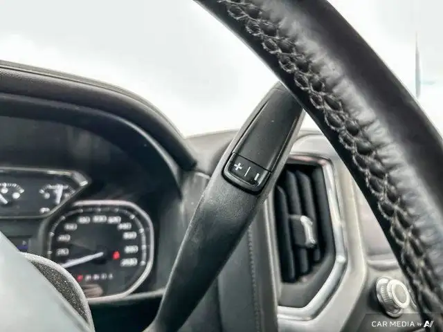 2021 GMC Sierra 1500 Elevation 5.3L Crew Cab | Heated Seats And in Cars & Trucks in Winnipeg - Image 13