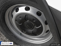 Engine: 3.5L 6cyl. L/100Km City: 0.0 L/100Km Hwy: 0.0 Safety Equipment ABS And Driveline Traction Co... (image 7)