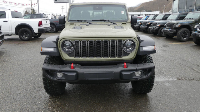2025 Jeep Gladiator Rubicon - Freedom Top - $198.18 /Wk in Cars & Trucks in Kamloops - Image 2
