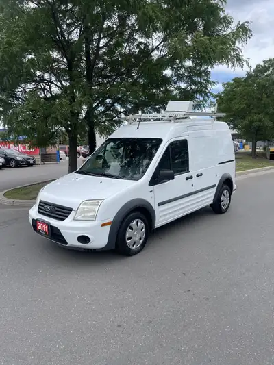 2011 Ford Transit Connect XLT  /  ONLY 133,000 KMS  /  NO WINDOW