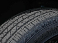 Sunroof! Featuring attractive exterior styling, this Lincoln Corsair promises a smooth ride, with a... (image 7)