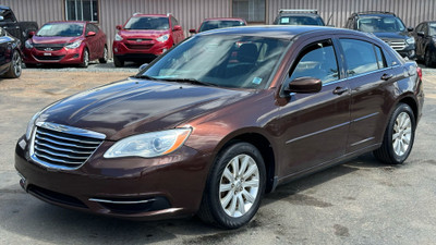 2012 Chrysler 200 LX