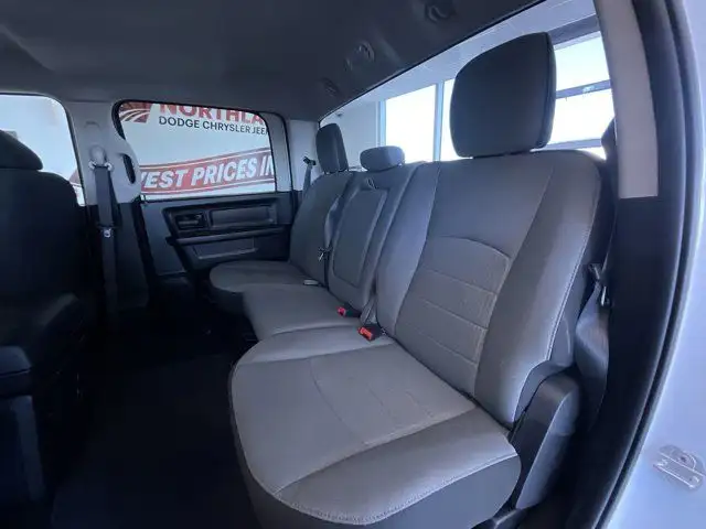 2023 Ram 1500 Classic Express | 4X4 | Backup Camera in Cars & Trucks in Prince George - Image 41