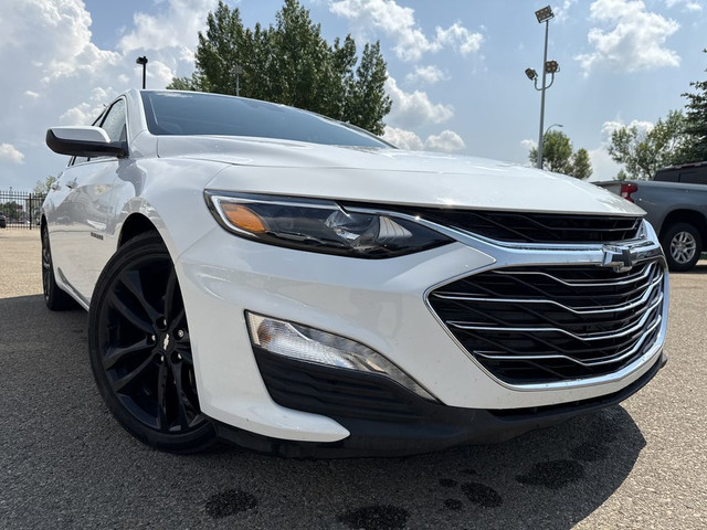 2020 Chevrolet Malibu LEATHER | SUNROOF | SAFETY ALERT | 19 RIMS in Cars & Trucks in Edmonton - Image 2