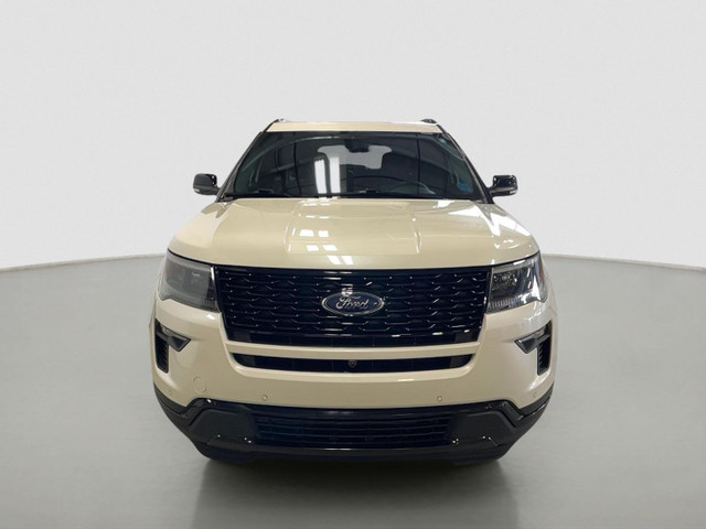 2018 Ford Explorer Sport 4WD in Cars & Trucks in Moose Jaw - Image 2