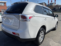 WAS: $11995 NOW: $9995Check out this beautiful 2014 Mitsubishi Outlander Es, All Wheel Drive, only 1... (image 4)